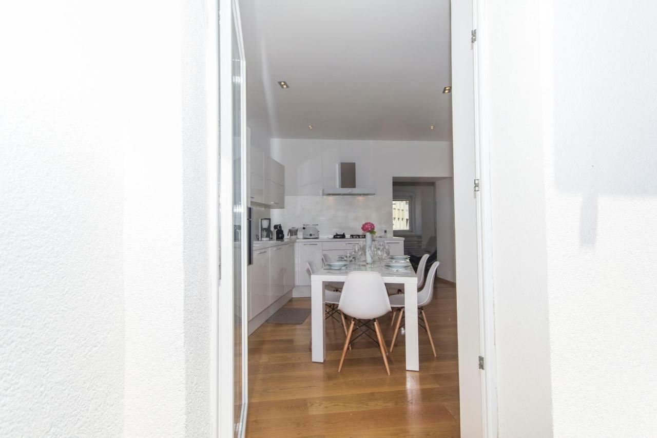 Appartment In Center With Parking Pula Ngoại thất bức ảnh