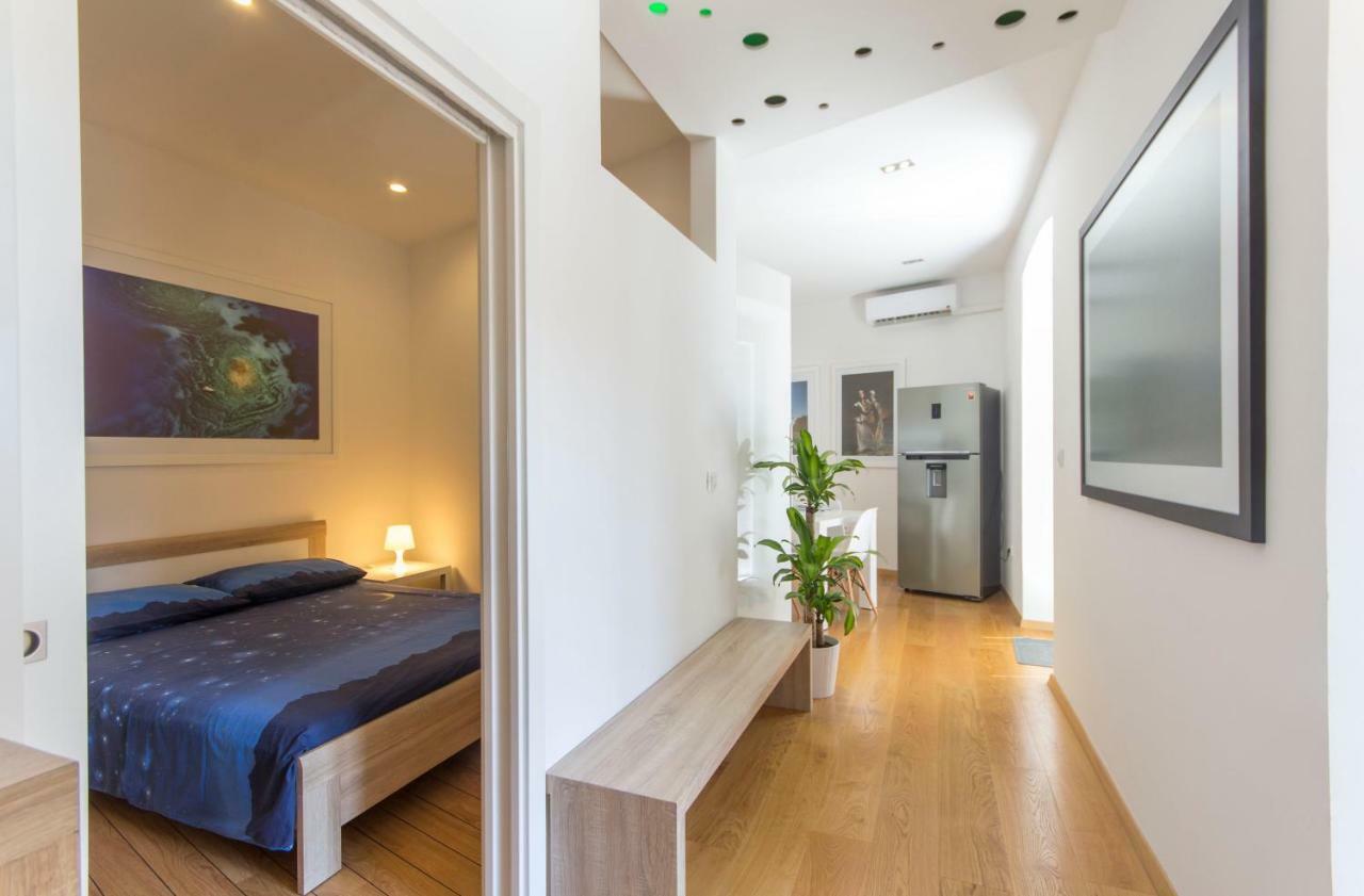 Appartment In Center With Parking Pula Ngoại thất bức ảnh